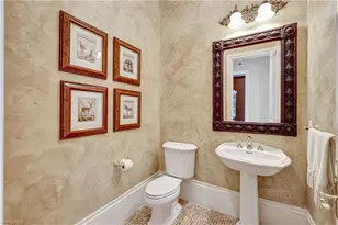 2249 Miramonte Ct, Naples, FL 34105 - Photo 24