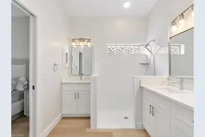 92 Glen Eagle Cir, Naples, FL 34104 - Photo 20