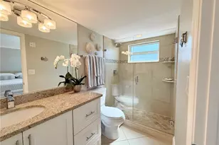 960 7th St S, Naples, FL 34102 - Photo 10