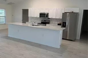 1218 NE 18th Pl, Cape Coral, FL 33909 - Photo 2