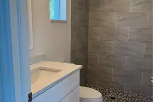 1218 NE 18th Pl, Cape Coral, FL 33909 - Photo 8