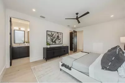 1640 Dolphin Ct, Naples, FL 34102 - Photo 40