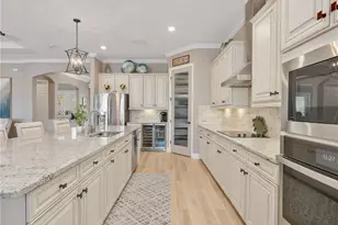 28024 Kerry Ct, Bonita Springs, FL 34135 - Photo 12