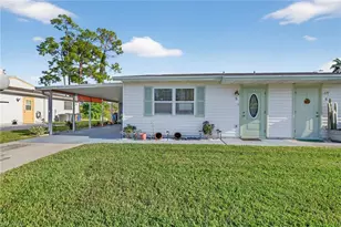 5 Pinewood Blvd, Lehigh Acres, FL 33936 - Photo 2