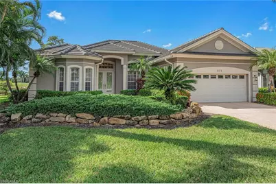 571 Eagle Creek Dr, Naples, FL 34113 - Photo 2