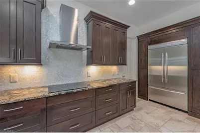 571 Eagle Creek Dr, Naples, FL 34113 - Photo 8