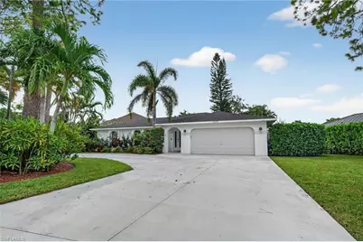 5270 Berkeley Dr, Naples, FL 34112 - Photo 2
