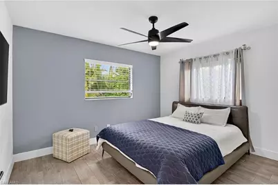 5270 Berkeley Dr, Naples, FL 34112 - Photo 32