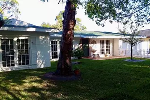 626 Rudder Rd, Naples, FL 34102 - Photo 1