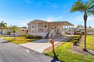 37 Ronald Dr, Fort Myers, FL 33908 - Photo 1