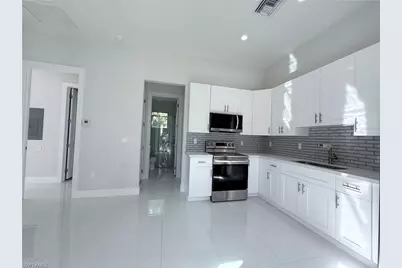 4681 18th Ave SE, Naples, FL 34117 - Photo 10