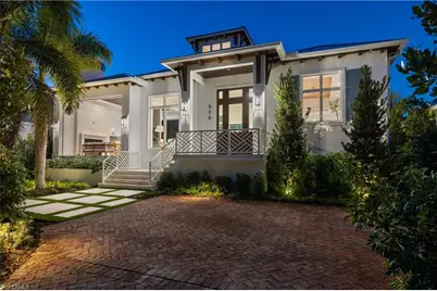 575 13th Ave S, Naples, FL 34102 - Photo 2