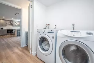 124 Lake Point Ln, Naples, FL 34112 - Photo 26