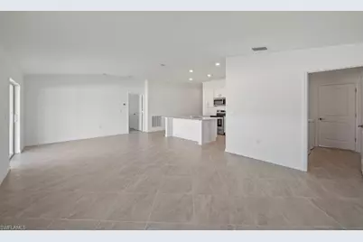 174 Pembroke St, Lehigh Acres, FL 33974 - Photo 18