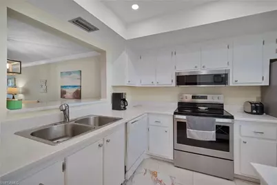 3150 Binnacle Dr #207, Naples, FL 34103 - Photo 4