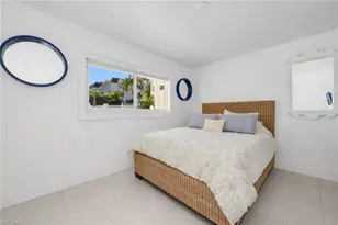 900 8th Ave S, Naples, FL 34102 - Photo 16