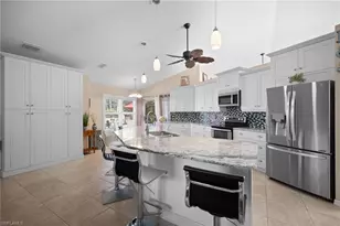 2215 SW 51st St, Cape Coral, FL 33914 - Photo 8