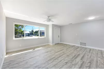 4862 Catalina Dr, Naples, FL 34112 - Photo 14