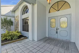 7245 Hendry Creek Dr, Fort Myers, FL 33908 - Photo 8