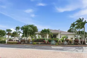 1055 Diamond Lake Cir, Naples, FL 34114 - Photo 30