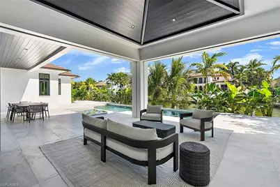 2231 Forrest Ln, Naples, FL 34102 - Photo 44