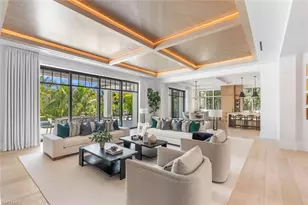 2231 Forrest Ln, Naples, FL 34102 - Photo 10