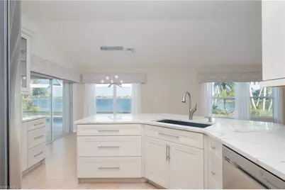 2250 Grove Dr, Naples, FL 34120 - Photo 8