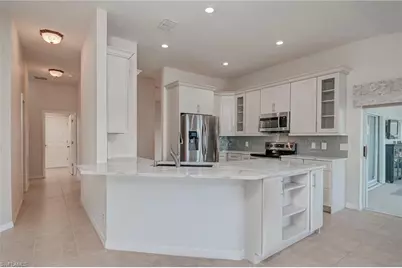 2250 Grove Dr, Naples, FL 34120 - Photo 10