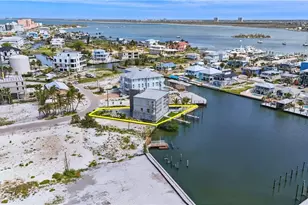 855 Lagoon St, Fort Myers Beach, FL 33931 - Photo 32