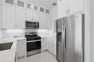 855 Lagoon St, Fort Myers Beach, FL 33931 - Photo 10