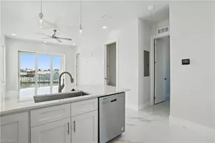 855 Lagoon St, Fort Myers Beach, FL 33931 - Photo 10