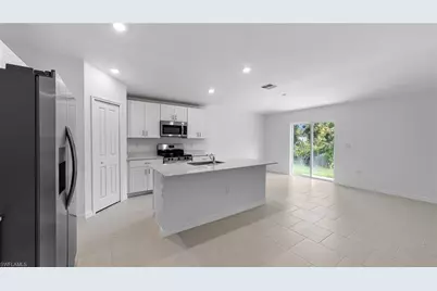 206 Preston St, Lehigh Acres, FL 33974 - Photo 16