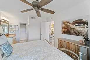 1375 Mainsail Dr, Naples, FL 34114 - Photo 20