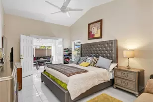 164 Sabal Lake Dr, Naples, FL 34104 - Photo 16