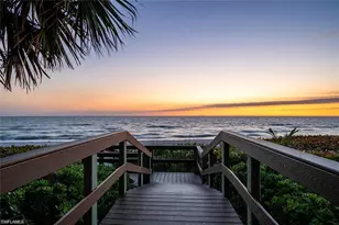 400 Park Shore Dr, Naples, FL 34103 - Photo 14