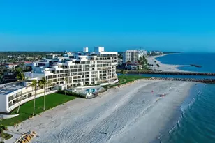 2386 Gulf Shore Blvd N, Naples, FL 34103 - Photo 38