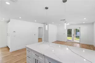 814 101st Ave N, Naples, FL 34108 - Photo 18