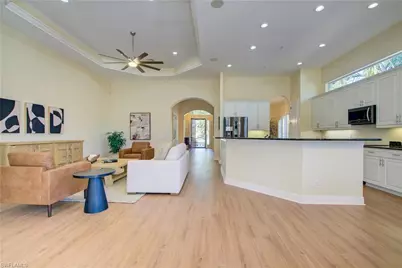 28600 Pienza Ct, Bonita Springs, FL 34135 - Photo 8