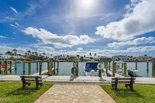 300 Park Shore Dr, Naples, FL 34103 - Photo 26
