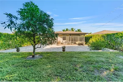 640 110th Ave N, Naples, FL 34108 - Photo 32