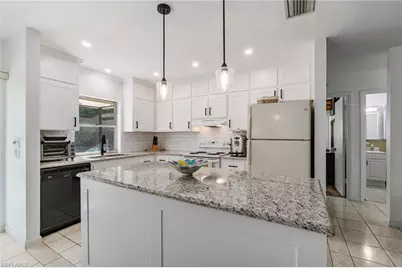 640 110th Ave N, Naples, FL 34108 - Photo 12