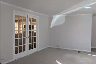 151 Pine Key Ln, Naples, FL 34114 - Photo 4