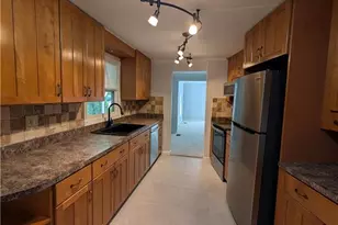 151 Pine Key Ln, Naples, FL 34114 - Photo 10