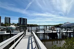 300 Horse Creek Dr, Naples, FL 34110 - Photo 26