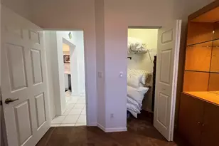 2081 Crestview Way, Naples, FL 34119 - Photo 20