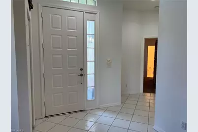 2081 Crestview Way #A7, Naples, FL 34119 - Photo 6