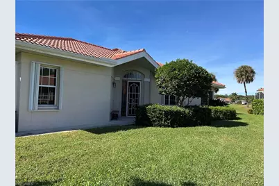 2081 Crestview Way #A7, Naples, FL 34119 - Photo 4