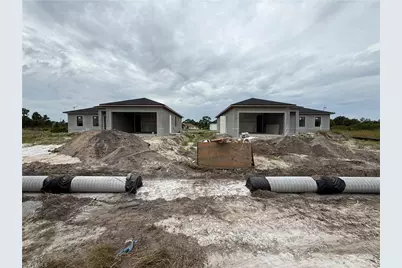 916 Manresa Ave S, Lehigh Acres, FL 33974 - Photo 2