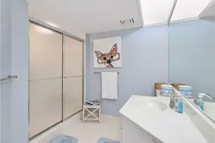 4751 Gulf Shore Blvd N, Naples, FL 34103 - Photo 20