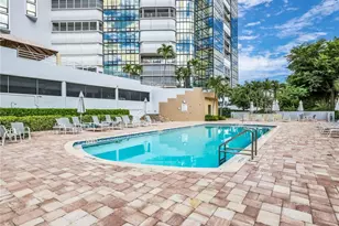 4751 Gulf Shore Blvd N, Naples, FL 34103 - Photo 38